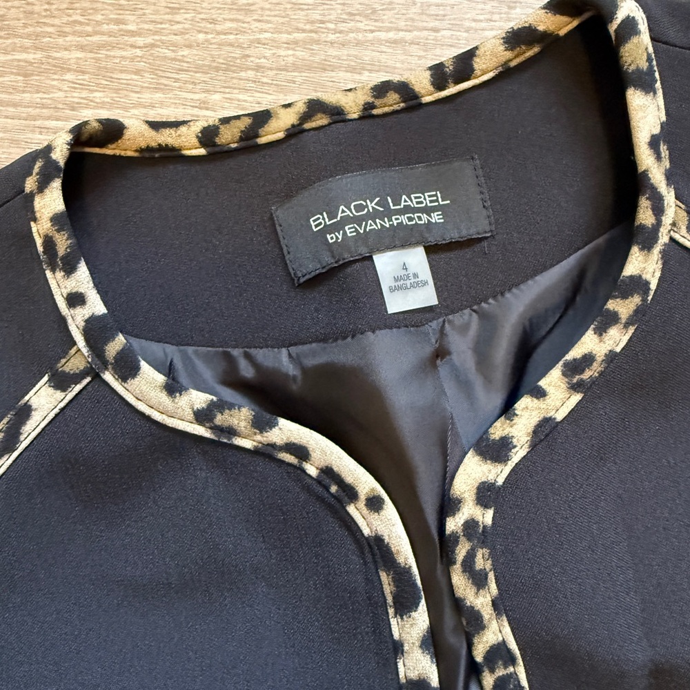 Black Leopard Trim Women's Jacket - Picture 3 of 11